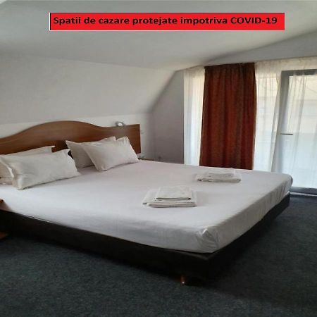 Tranzitrooms Букурещ Екстериор снимка