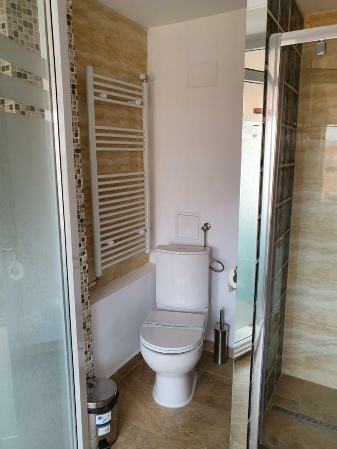 Tranzitrooms Букурещ Екстериор снимка