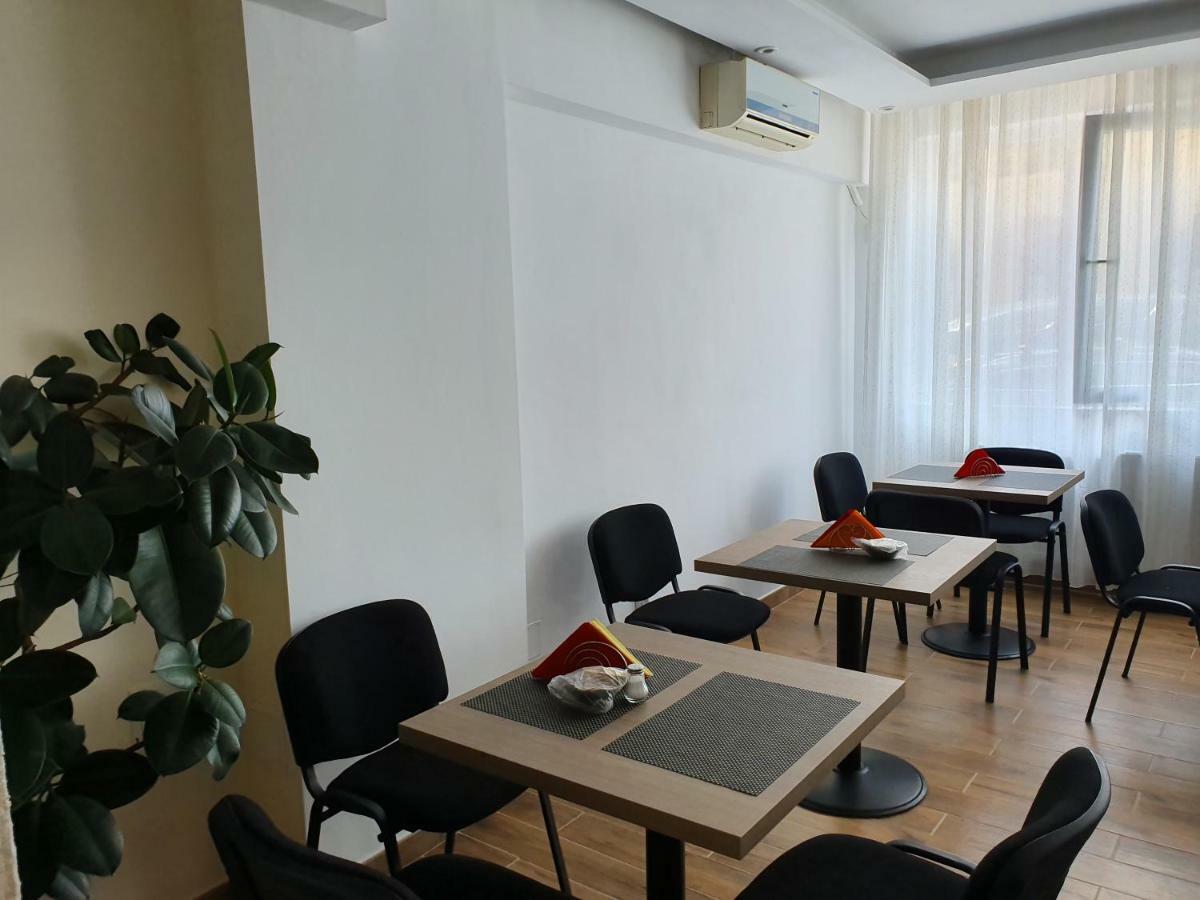 Tranzitrooms Букурещ Екстериор снимка